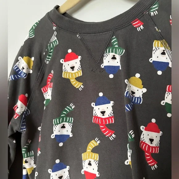 Christmas Holiday Boys Size 10 Sweatshirt with festive polar bears - Picture 1 of 8